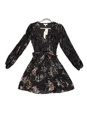 Koko+Mason Floral Tie-Waist Black V-Neck Long-Sleeve Dress